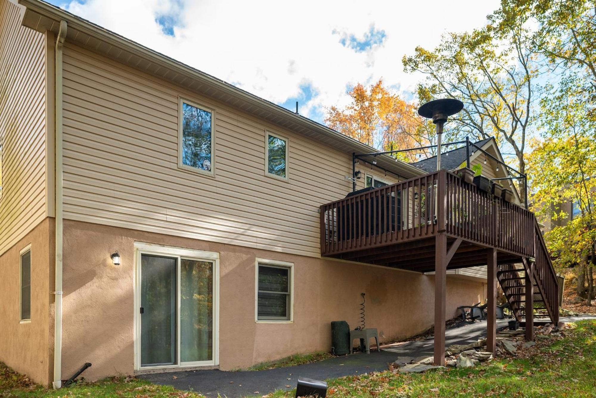 Spacious 3br With Bbq In Gated Penn Estates *